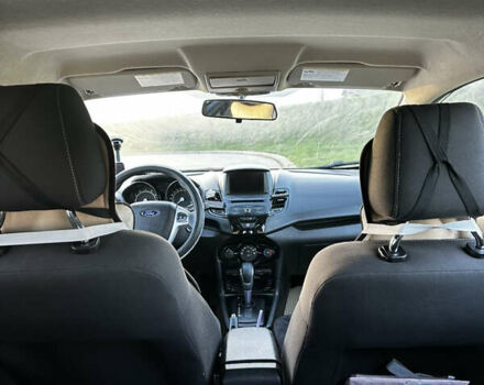 Белый Форд Фиеста, объемом двигателя 1.6 л и пробегом 130 тыс. км за 8450 $, фото 8 на Automoto.ua