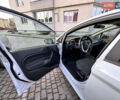 Білий Форд Фієста, об'ємом двигуна 1.6 л та пробігом 66 тис. км за 9800 $, фото 6 на Automoto.ua