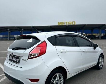 Белый Форд Фиеста, объемом двигателя 0 л и пробегом 55 тыс. км за 8800 $, фото 4 на Automoto.ua
