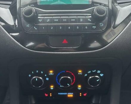 Белый Форд Фиеста, объемом двигателя 1.2 л и пробегом 43 тыс. км за 8300 $, фото 19 на Automoto.ua