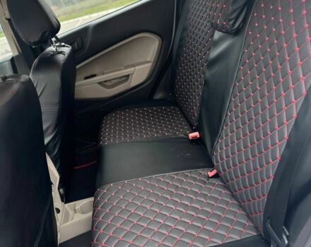 Белый Форд Фиеста, объемом двигателя 0 л и пробегом 55 тыс. км за 8800 $, фото 7 на Automoto.ua