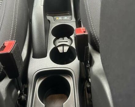 Белый Форд Фиеста, объемом двигателя 1.2 л и пробегом 43 тыс. км за 8300 $, фото 29 на Automoto.ua