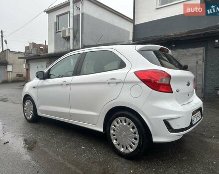Белый Форд Фиеста, объемом двигателя 1.2 л и пробегом 43 тыс. км за 8300 $, фото 11 на Automoto.ua