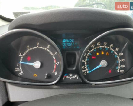 Білий Форд Фієста, об'ємом двигуна 1.6 л та пробігом 140 тис. км за 5800 $, фото 3 на Automoto.ua