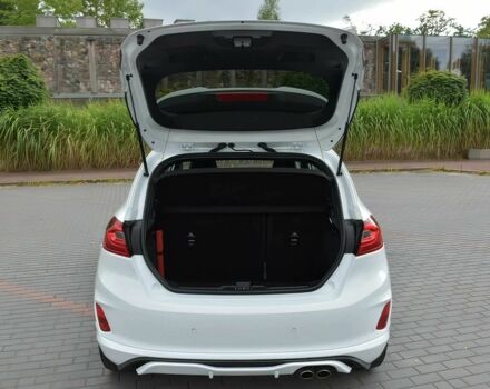 Белый Форд Фиеста, объемом двигателя 1.5 л и пробегом 47 тыс. км за 6000 $, фото 12 на Automoto.ua