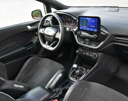 Белый Форд Фиеста, объемом двигателя 1.5 л и пробегом 41 тыс. км за 6000 $, фото 10 на Automoto.ua