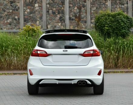 Белый Форд Фиеста, объемом двигателя 1.5 л и пробегом 47 тыс. км за 6000 $, фото 4 на Automoto.ua