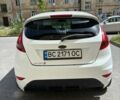 Білий Форд Фієста, об'ємом двигуна 1.2 л та пробігом 197 тис. км за 5000 $, фото 3 на Automoto.ua