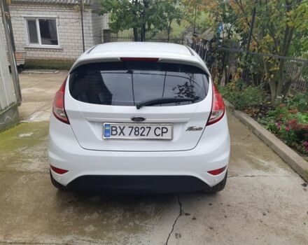 Білий Форд Фієста, об'ємом двигуна 1.5 л та пробігом 180 тис. км за 7500 $, фото 4 на Automoto.ua