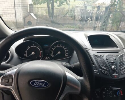 Білий Форд Фієста, об'ємом двигуна 1.5 л та пробігом 180 тис. км за 7500 $, фото 7 на Automoto.ua