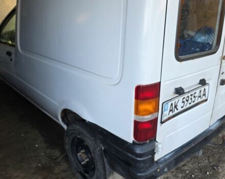 Белый Форд Фиеста, объемом двигателя 0 л и пробегом 340 тыс. км за 900 $, фото 1 на Automoto.ua