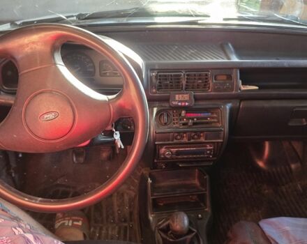 Белый Форд Фиеста, объемом двигателя 0 л и пробегом 340 тыс. км за 900 $, фото 10 на Automoto.ua