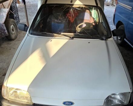 Белый Форд Фиеста, объемом двигателя 0 л и пробегом 340 тыс. км за 900 $, фото 5 на Automoto.ua