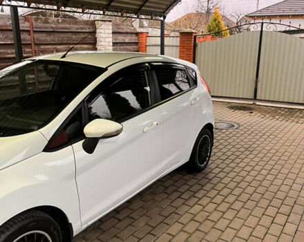 Белый Форд Фиеста, объемом двигателя 1.39 л и пробегом 199 тыс. км за 6500 $, фото 5 на Automoto.ua