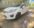 Білий Форд Фієста, об'ємом двигуна 1.6 л та пробігом 199 тис. км за 5499 $, фото 4 на Automoto.ua