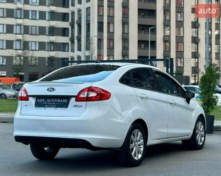 Білий Форд Фієста, об'ємом двигуна 1.6 л та пробігом 304 тис. км за 6900 $, фото 11 на Automoto.ua
