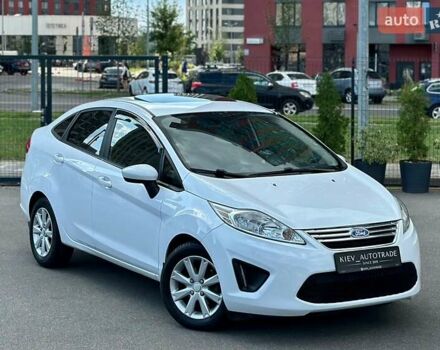 Білий Форд Фієста, об'ємом двигуна 1.6 л та пробігом 304 тис. км за 6900 $, фото 1 на Automoto.ua