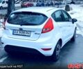 Белый Форд Фиеста, объемом двигателя 1.4 л и пробегом 147 тыс. км за 6950 $, фото 3 на Automoto.ua