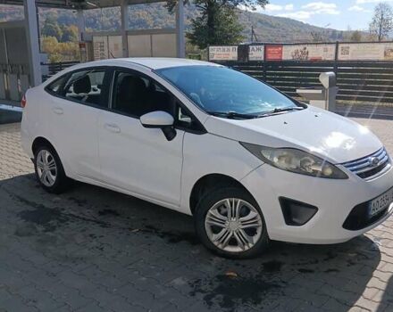 Білий Форд Фієста, об'ємом двигуна 1.6 л та пробігом 155 тис. км за 6100 $, фото 1 на Automoto.ua