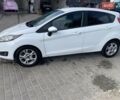 Белый Форд Фиеста, объемом двигателя 1 л и пробегом 139 тыс. км за 6200 $, фото 1 на Automoto.ua