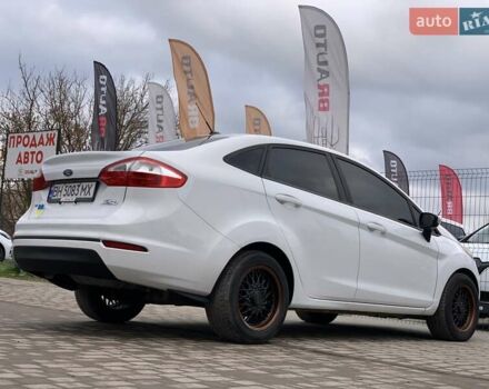 Білий Форд Фієста, об'ємом двигуна 1.6 л та пробігом 169 тис. км за 7555 $, фото 13 на Automoto.ua