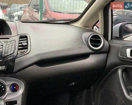 Білий Форд Фієста, об'ємом двигуна 1.6 л та пробігом 169 тис. км за 7555 $, фото 52 на Automoto.ua