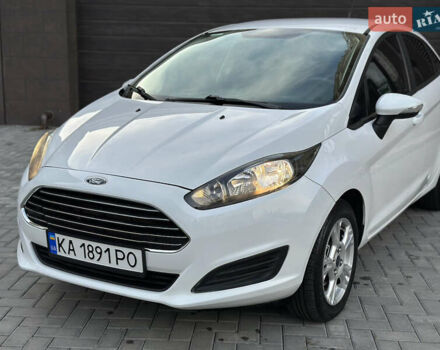 Белый Форд Фиеста, объемом двигателя 1.6 л и пробегом 177 тыс. км за 7500 $, фото 1 на Automoto.ua