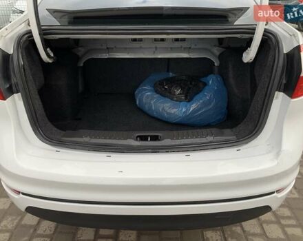 Білий Форд Фієста, об'ємом двигуна 1.6 л та пробігом 169 тис. км за 7555 $, фото 27 на Automoto.ua