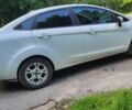 Білий Форд Фієста, об'ємом двигуна 1.6 л та пробігом 141 тис. км за 7500 $, фото 4 на Automoto.ua