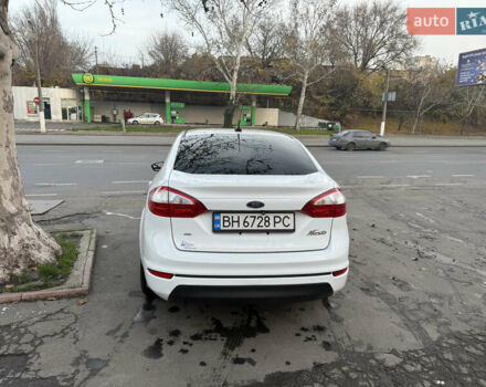 Белый Форд Фиеста, объемом двигателя 1.6 л и пробегом 123 тыс. км за 7400 $, фото 1 на Automoto.ua