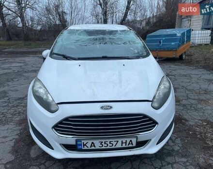 Белый Форд Фиеста, объемом двигателя 1.6 л и пробегом 235 тыс. км за 2999 $, фото 5 на Automoto.ua