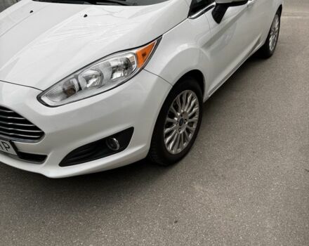 Белый Форд Фиеста, объемом двигателя 1.6 л и пробегом 130 тыс. км за 9000 $, фото 7 на Automoto.ua