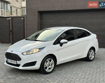 Белый Форд Фиеста, объемом двигателя 1.6 л и пробегом 177 тыс. км за 7500 $, фото 3 на Automoto.ua
