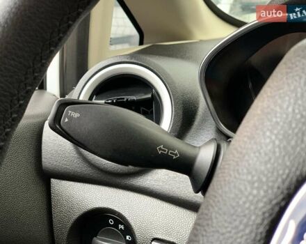 Білий Форд Фієста, об'ємом двигуна 1.6 л та пробігом 169 тис. км за 7555 $, фото 43 на Automoto.ua