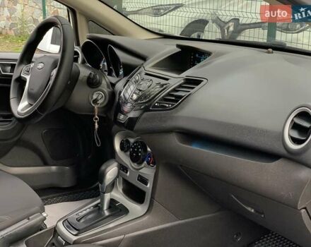 Білий Форд Фієста, об'ємом двигуна 1.6 л та пробігом 169 тис. км за 7555 $, фото 31 на Automoto.ua
