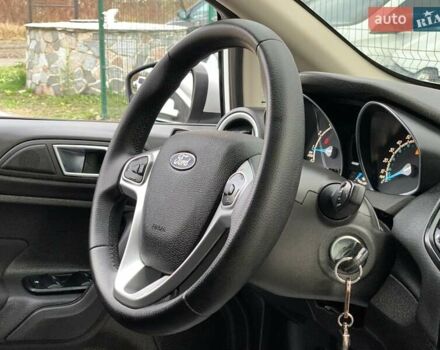 Білий Форд Фієста, об'ємом двигуна 1.6 л та пробігом 169 тис. км за 7555 $, фото 32 на Automoto.ua