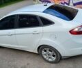 Білий Форд Фієста, об'ємом двигуна 1.6 л та пробігом 141 тис. км за 7500 $, фото 1 на Automoto.ua