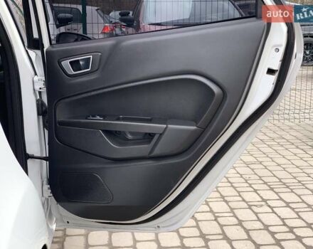 Білий Форд Фієста, об'ємом двигуна 1.6 л та пробігом 169 тис. км за 7555 $, фото 28 на Automoto.ua