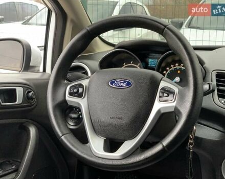 Білий Форд Фієста, об'ємом двигуна 1.6 л та пробігом 169 тис. км за 7555 $, фото 50 на Automoto.ua