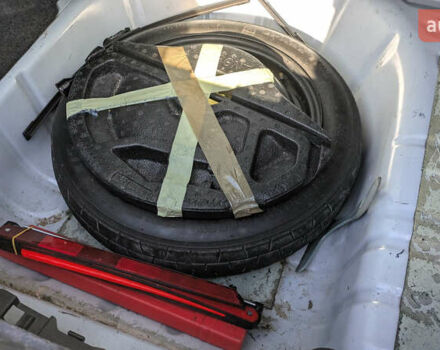 Форд Фиеста 2015 в Софіївська Борщагівка на Automoto.ua Белый Форд Фиеста, объемом двигателя 1.6 л и пробегом 162 тыс. км за 8000 $, фото 13 на Automoto.ua