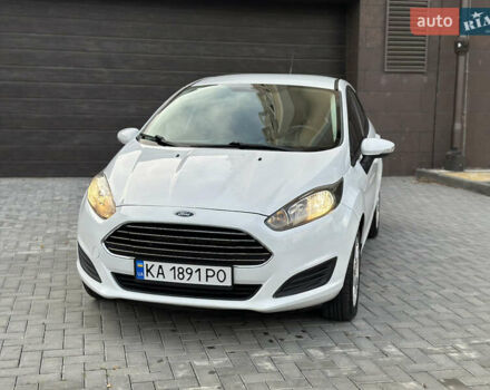 Белый Форд Фиеста, объемом двигателя 1.6 л и пробегом 177 тыс. км за 7500 $, фото 4 на Automoto.ua