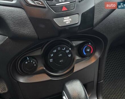 Белый Форд Фиеста, объемом двигателя 1.6 л и пробегом 114 тыс. км за 6999 $, фото 34 на Automoto.ua