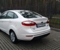 Білий Форд Фієста, об'ємом двигуна 1 л та пробігом 72 тис. км за 7900 $, фото 2 на Automoto.ua