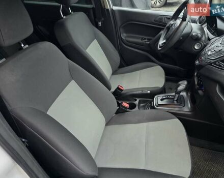 Белый Форд Фиеста, объемом двигателя 1.6 л и пробегом 114 тыс. км за 6999 $, фото 29 на Automoto.ua