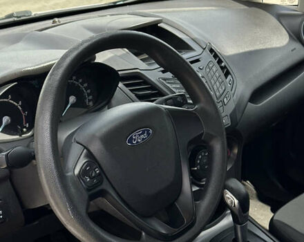 Білий Форд Фієста, об'ємом двигуна 1.6 л та пробігом 165 тис. км за 7400 $, фото 23 на Automoto.ua