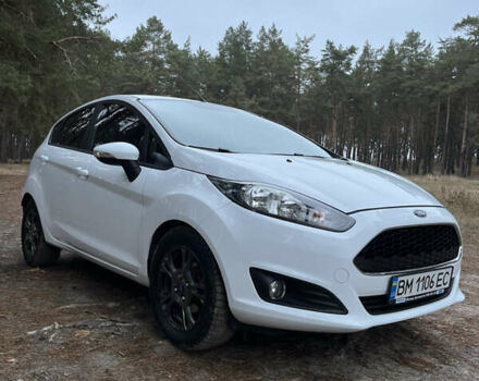 Білий Форд Фієста, об'ємом двигуна 1 л та пробігом 70 тис. км за 8000 $, фото 3 на Automoto.ua