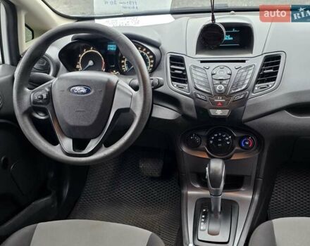 Белый Форд Фиеста, объемом двигателя 1.6 л и пробегом 114 тыс. км за 6999 $, фото 26 на Automoto.ua