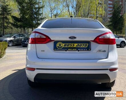 Белый Форд Фиеста, объемом двигателя 1.6 л и пробегом 135 тыс. км за 8999 $, фото 5 на Automoto.ua