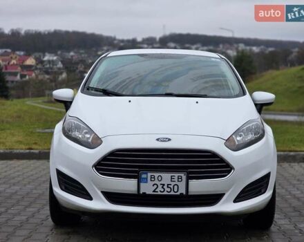 Белый Форд Фиеста, объемом двигателя 1.6 л и пробегом 114 тыс. км за 6999 $, фото 4 на Automoto.ua