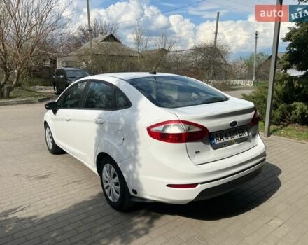 Білий Форд Фієста, об'ємом двигуна 1.6 л та пробігом 252 тис. км за 4999 $, фото 6 на Automoto.ua